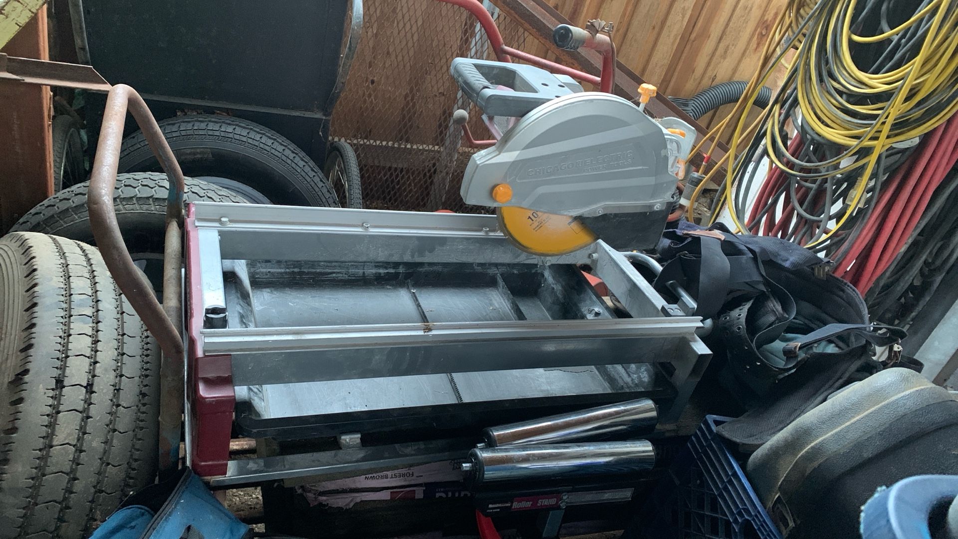 Tile saw