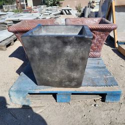 21X21X21 CONCRETE CEMENT PLANTER POT $160