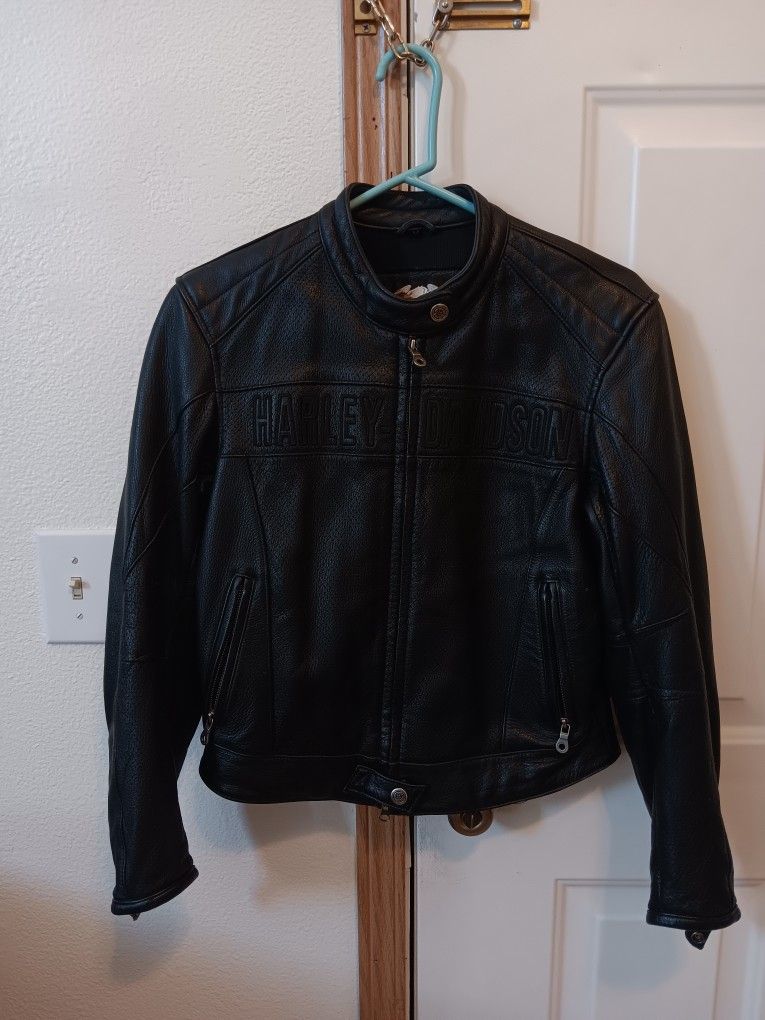 ***HARLEY DAVIDSON WOMAN'S JACKET ***