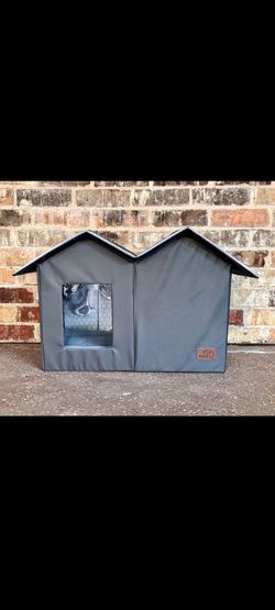 Pets House-Extra Wide Heated & Weatherproof Insulated for Indoor & Outdoor Pets, Cats, Dogs etc.... Shelter with Raised Base for Winter
Dimensions L22