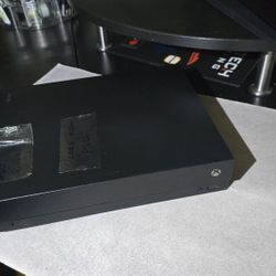 Xbox One X