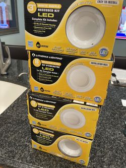 4 LED Recessed Lights 