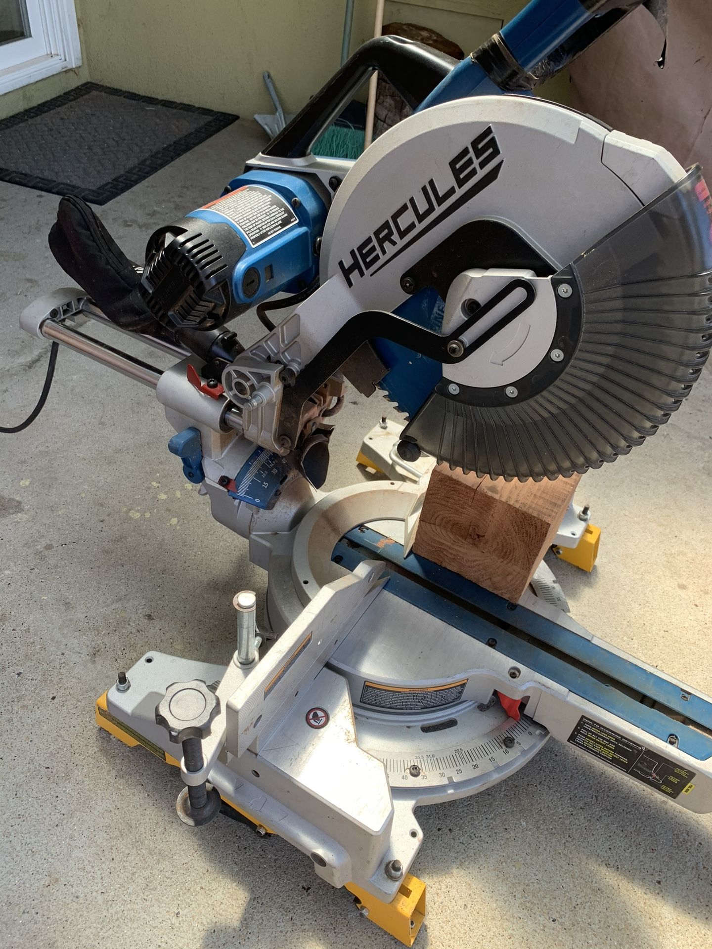 Hercules 12” Sliding Miter Saw for Sale in Watsonville, CA OfferUp