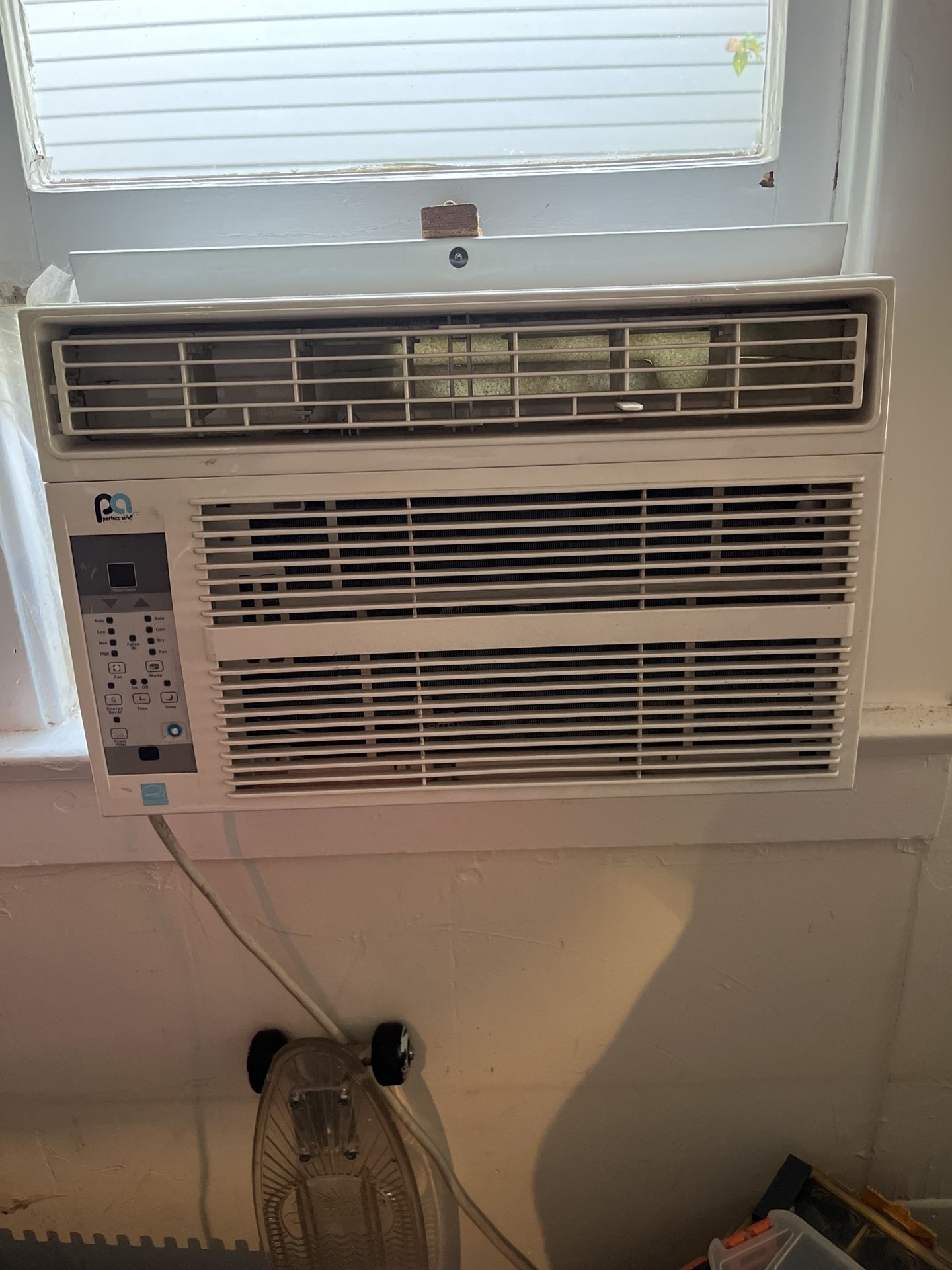 Perfect Aire Window AC – Cold Air! Clean + Works Great
