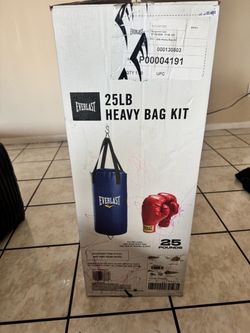 25 lb heavy boxing bag