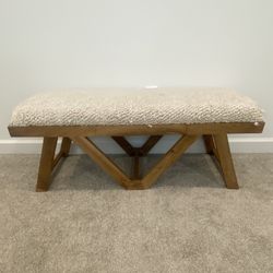 Free Upholstered Bench