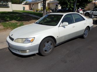 Lexus ES300 year 2001