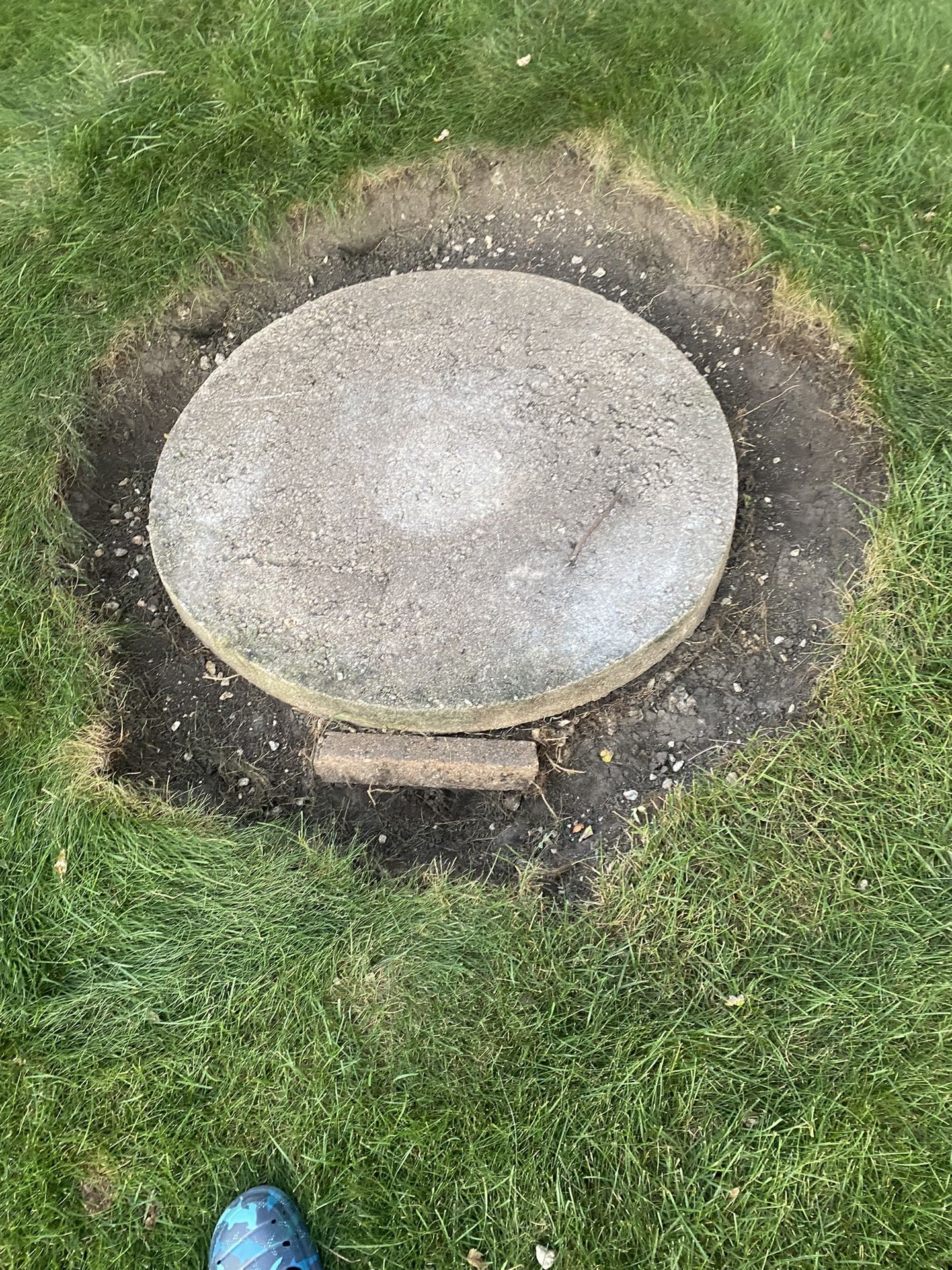 Cement Septic Tank Lid 35x3 Inches