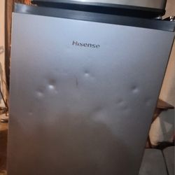Hisence Mini Fridge 