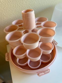 Cupcake holder