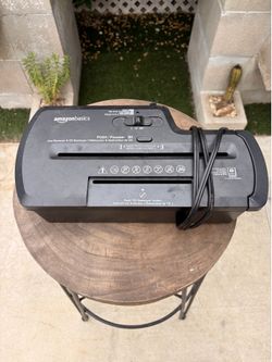 Paper shredder