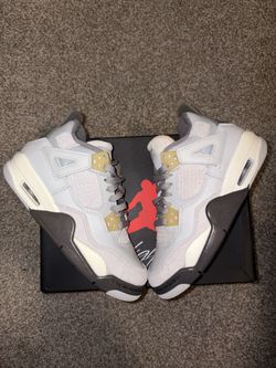 Jordan 4 Photon Dust