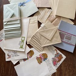 Vintage Stationery Lot Linen Paper, Envelopes & Retro Writing Paper