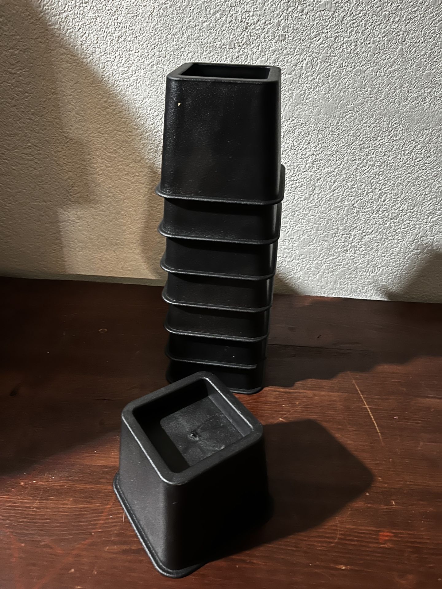 Small Bed Risers