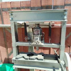 20 Ton Press