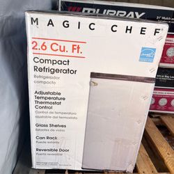 Magic Chef 2.6 cu. ft. Compact Refrigerator.