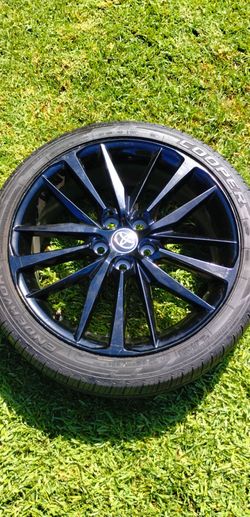 2024 1 OEM BLACK TOYOTA 19" WHEEL WITH NO CRACKS OR DENTS WITH COPPER TIRE 235/40/19 TIRE FOR ANY CAMRY 2019 TO 2024 ONLY 1