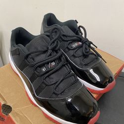 Jordan 11s 