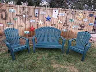 Green outdoor furniture