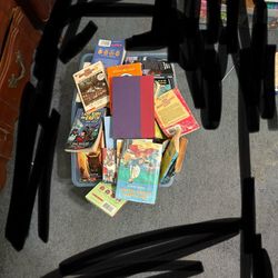 91 books of all kinds LOOK AT DESCRIPTION 