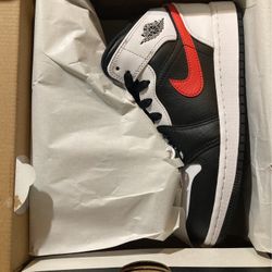Air Jordan 1 Size 4y