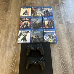 PlayStation 4 With 9 Games 2 Controllers - Barely Used 