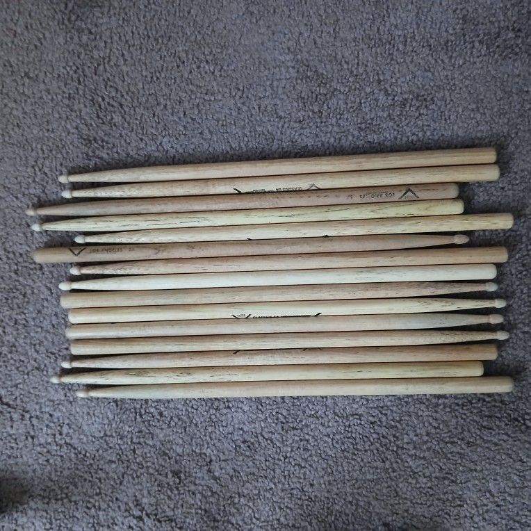 USED DRUMSTICKS