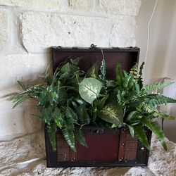 Decorative Trunk With Greenery 25 With Floral 35