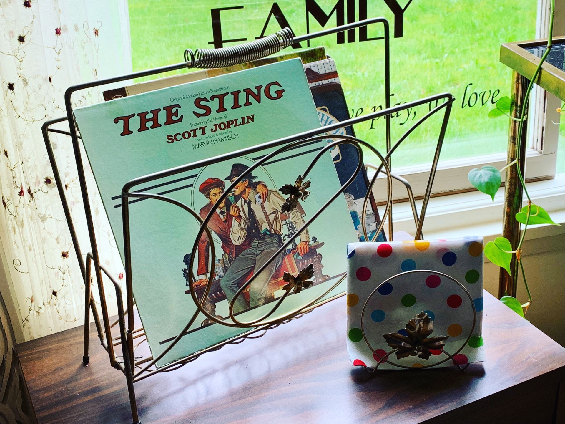 Vintage Magazine/Record Rack and Matching Napkin/Music Holder