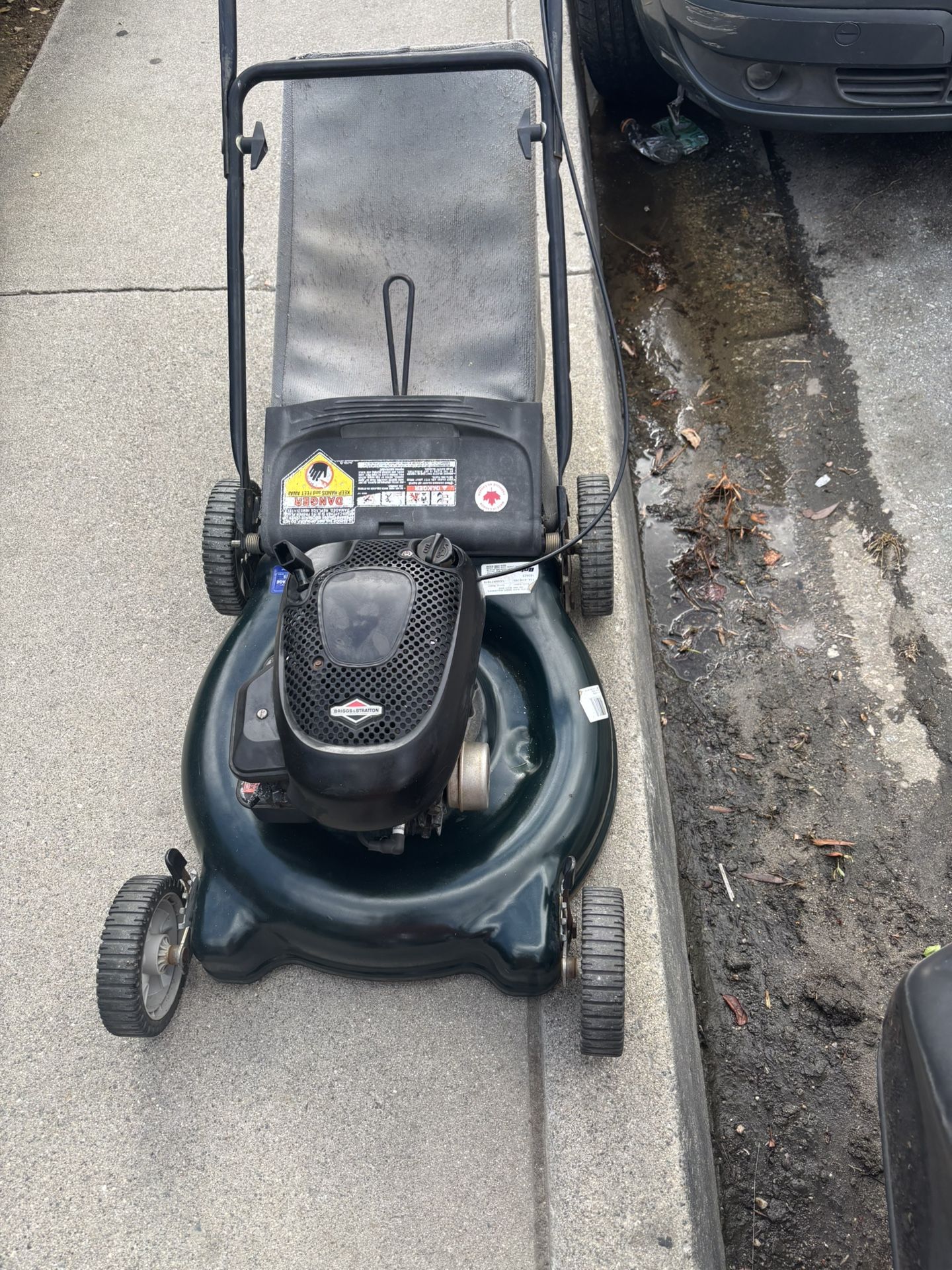 Push Mower Good Working Condition Tested Before Buy It. 160$$ Cash
