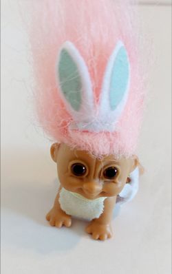 MORE TROLLS!