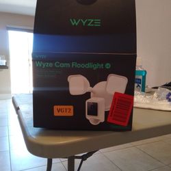 Wyze Cam Floodlight V2