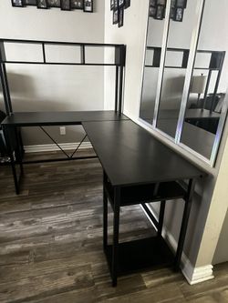 Black Desk Wood/Metal