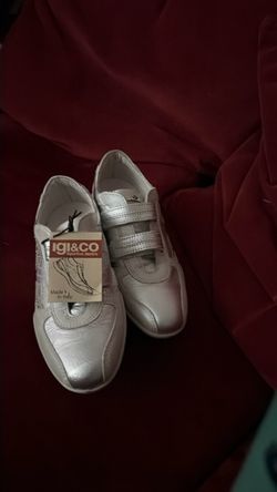 Brand new Italian Igi &co shoes 7