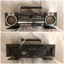 JVC 1980s Boombox w/cassette tape player