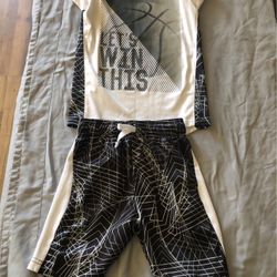 Outfit Size 6 Boys 
