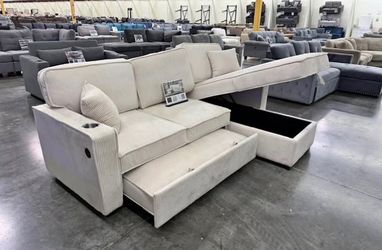 New Sleeper Sectional. Cream. Free Delivery!