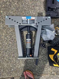 1/2" to 2" 12 ton  hydraulic pipe bender