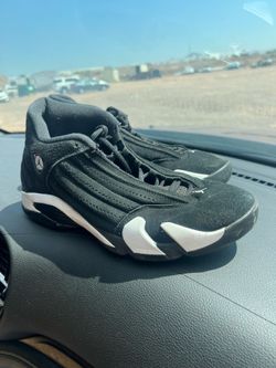 Nikes for sale 9.5/10