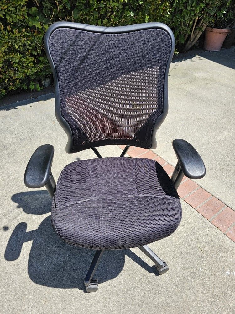 Office Chair USED In Great Shape $50