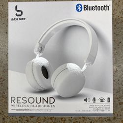 NWT Bluetooth Wireless Headphones 