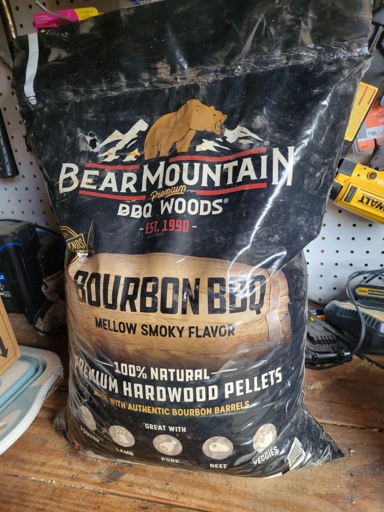PELLETS PELLET GRILL BEAR MOUNTAIN BOURBON 40 LBS