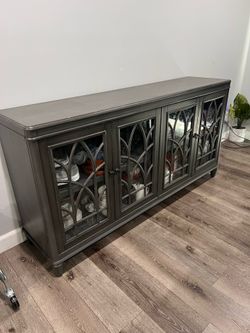 Credenza