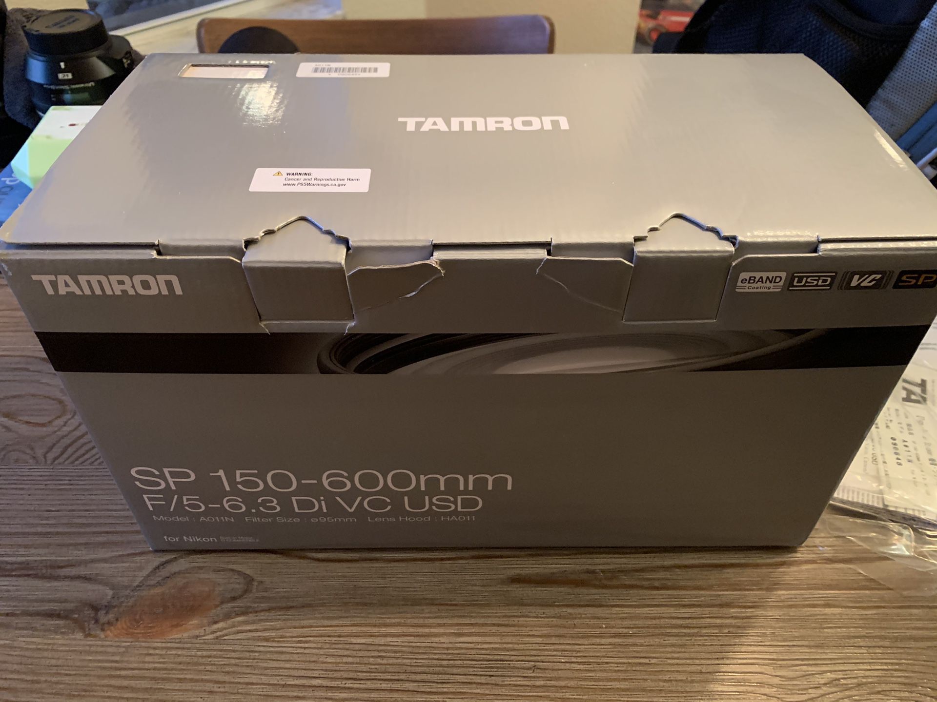 The Tamron SP 150-600mm f/5-6.3 Di VC USD (A011N) is a super-telephoto autofocus zoom lens for Nikon