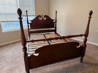 Vintage Full Size Solid Wood 4-Poster Bed Frame + 1-Year-Old Mattress Set