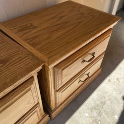 2 Night Stand Set Great Condition