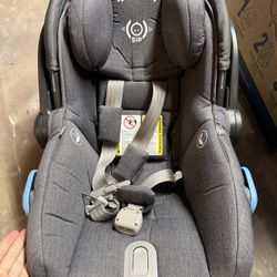 Uppababy Mesa Infant Car Seat With Base