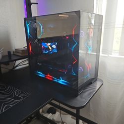 Gaming Pc, 5070ti/Ryzen 9 9950x/64gb Of DDR5 Used 2 TIMES 