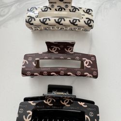 Large CC Hair clips 