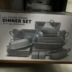 Dinner Set - 34 piece - Never used